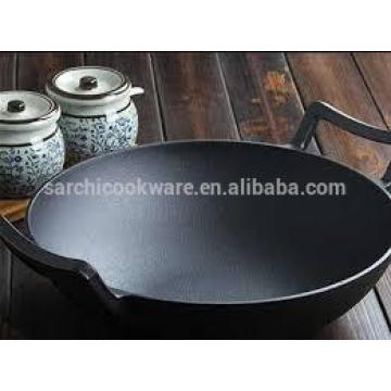 Wok chino de hierro fundido con fondo plano, pre-sazonado